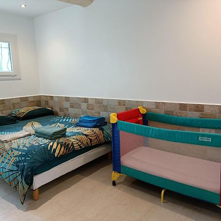 Un Bel Appartement Rez Jardin Parking Gratuit Vence Bagian luar foto